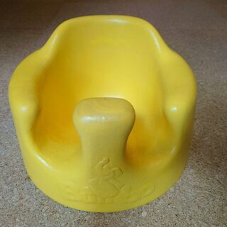 バンボ　bumbo ベビーチェア　イエロー