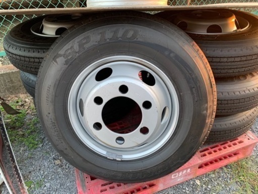 DUNLOP ホイール付きタイヤ　225/80R 17.5    7本セット