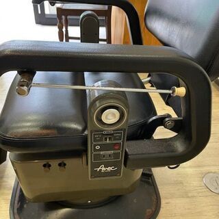 　理容電動椅子　BAR BAR チェア　shinmeiwa 中古　実働の画像