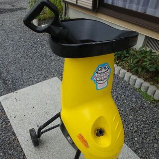 岡山店です。 岡山市のお客様から、RYOBI ガーデンシュレッダ 枝