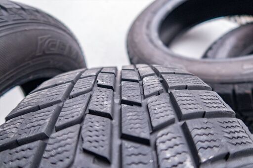 GOODYEAR ICE NAVI6 215/60R17 4本 2018年製