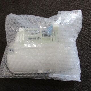 ダイハツ　エッセ　新品未開封　バックドアアウターハンドル　ホワイトの画像