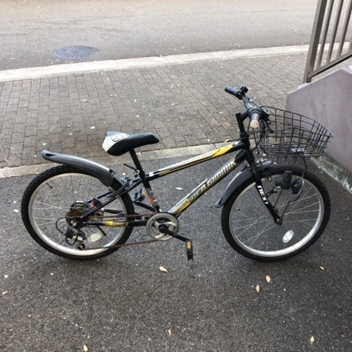 自転車　子供　２２インチ　