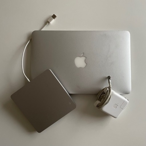 ジャンク品 2010 MacBook Air 11ーinch ジャンク品Mac Book pro 11