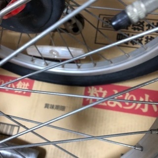 折りたたみ自転車　折り畳みの画像