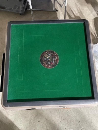 全自動雀卓　麻雀　牌の大きさ37×27mm