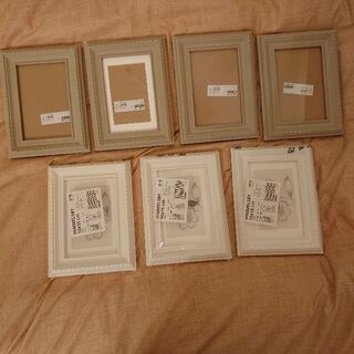 IKEAのフォトフレーム未使用品３個と色付き４個