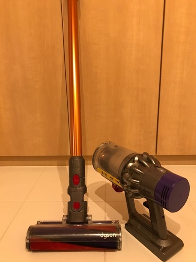 Dyson Cyclone V10 Fluffy　コードレス掃除機