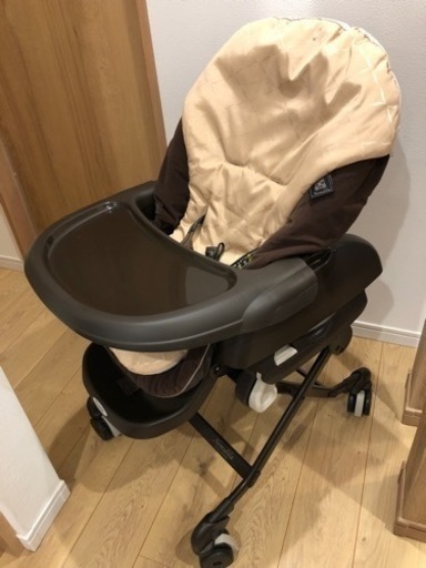 値下げしました！【ハイローチェア】コンビ　ハイ&ロースウィングラック ネムリラ　AUTO SWING BEDi シリーズ