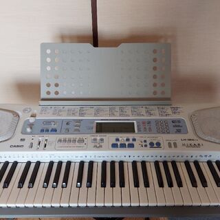 電子ピアノの画像