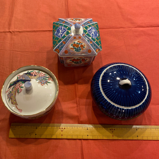 蓋付き小鉢3種
