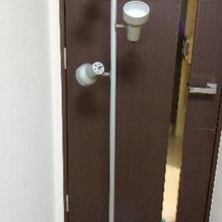 無料 フロアスタンドライト 間接照明にどうぞ