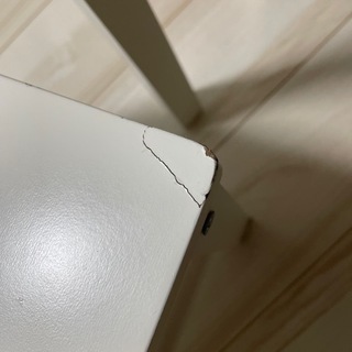 IKEA 子供机　お絵かきや工作に大活躍　椅子2脚の画像