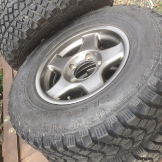 値下げ最終希少 ブラッドレーV 5.5J±0 ヨコハマジオランダーMT＋ 215/85R16 ジムニー 4本の画像