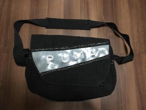 PUMAショルダーバッグ