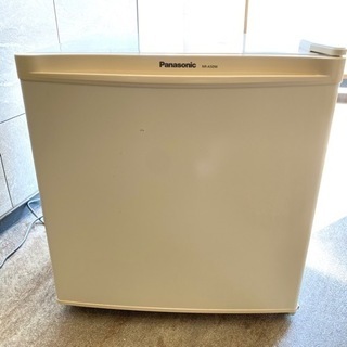 今がチャンス！☆★1ドア パナソニック Panasonic 冷蔵庫 2017年製 45L 寝室、事務所、作業場、倉庫にも★☆の画像