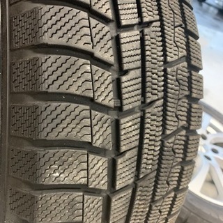 215/60/17 TOYOスタッドレスの画像