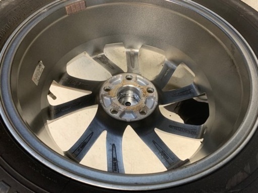 215/60/17 TOYOスタッドレス