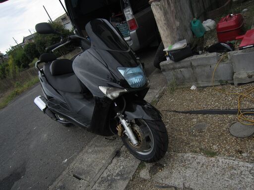 決まりました　入庫しました。マジェスティｆｉ　125　　乗って帰れます！！　自賠責約２年！！