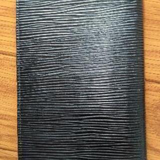 美品！2つ折り長財布の画像