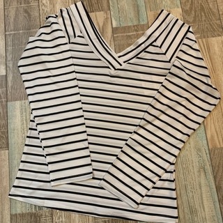 新品！ボーダー　トップス