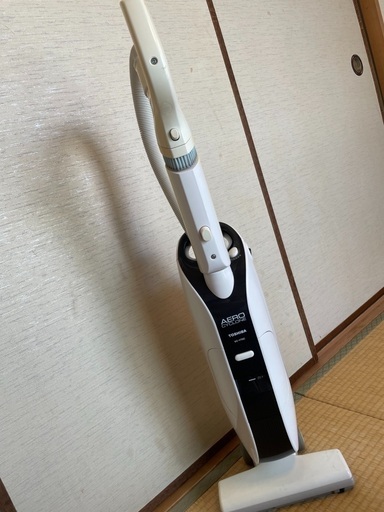 【値下げ！】東芝 コード式掃除機