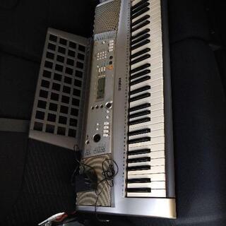 電子ピアノ　YAMAHA PSRE313