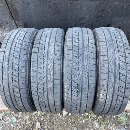 バリ山　BRIDGESTONE VRX 185/65R15 スタッドレス  タイヤ