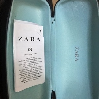 ZARAサングラスの画像