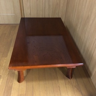 脚折れ座卓の画像