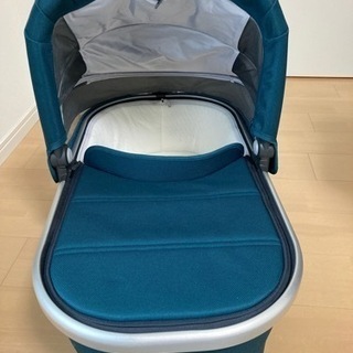 Uppababy VISTA V2 バシネット単体　2020年モデルの画像