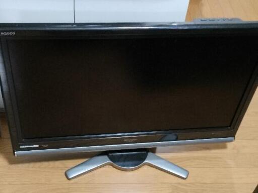シャープアクオス37型