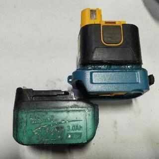パナソニック旧型12v工具用マキタバッテリーアダプターの画像