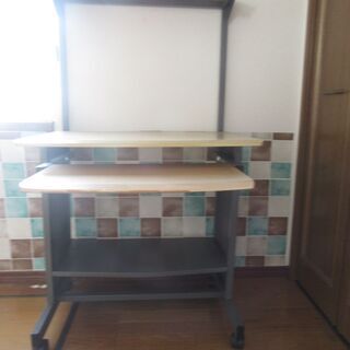 パソコンデスク【当別町にお引き取り限定】