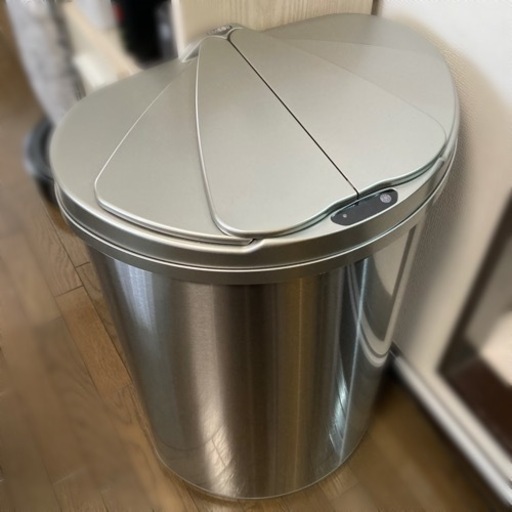 【美品】電動ゴミ箱〈47リットル〉〈センサー付き〉自動ダストボックス　エムール
