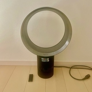 dyson Air Multiplier AM06 ダイソン エアマルチプライアー 30cm [ホワイトシルバー]