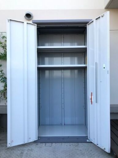 イナバ物置 アイビーストッカーBS095E型　W900×D55×H1880　【取りに来られる方限定】