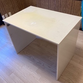 IKEA  イケア HANNES  パソコン用デスク 【お引き取...