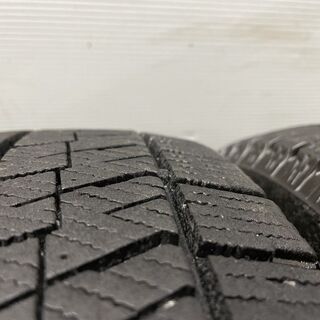 BS BLIZZAK VRX2 185/60R15 15インチ スタッドレス 4本 2018年製 アクア シエンタ カローラフィールダー等　(VTK424) クレジットカード QRコード決済可能の画像