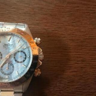 MONTRES 腕時計の画像