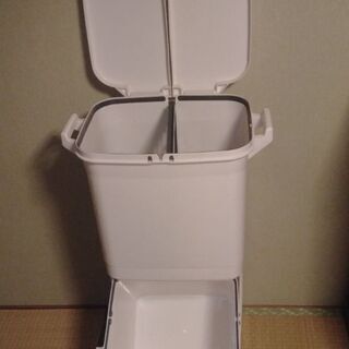 キャスター付きゴミ箱2段