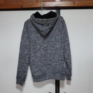 パーカー　メンズの画像