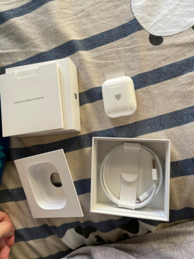 未使用　AirPods第一世代　有線充電ケース