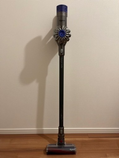 ダイソン コードレスクリーナー dyson V6 Fluffy+ SV09