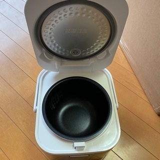 炊飯器 Haier Joy Series ホワイト JJ-M32A-W [マイコン /3合]の画像