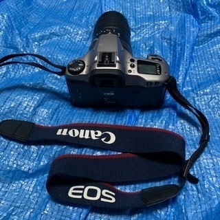 CANON、EOS3000ＮDATE、一眼レフカメラの画像