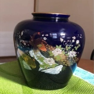 花瓶　(久谷風？)の画像