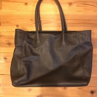 マチが広いトートバッグ