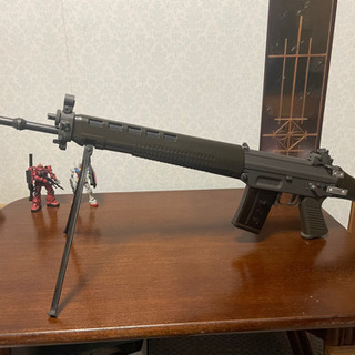 珍品　東京マルイ　SIG550 バイポッド付き　本体のみ