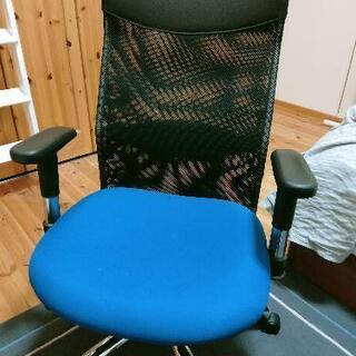 デスクチェアーの画像
